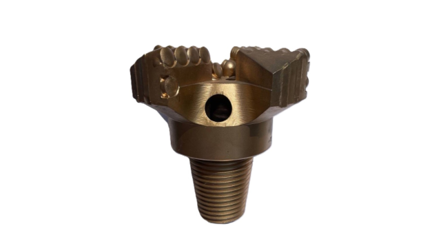 doloto-PDC-152-mm-4-h-lopastnoe